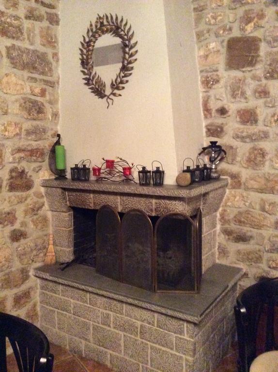 Oihalia Guesthouse Fidhákia Esterno foto
