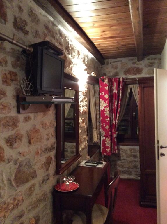 Oihalia Guesthouse Fidhákia Esterno foto
